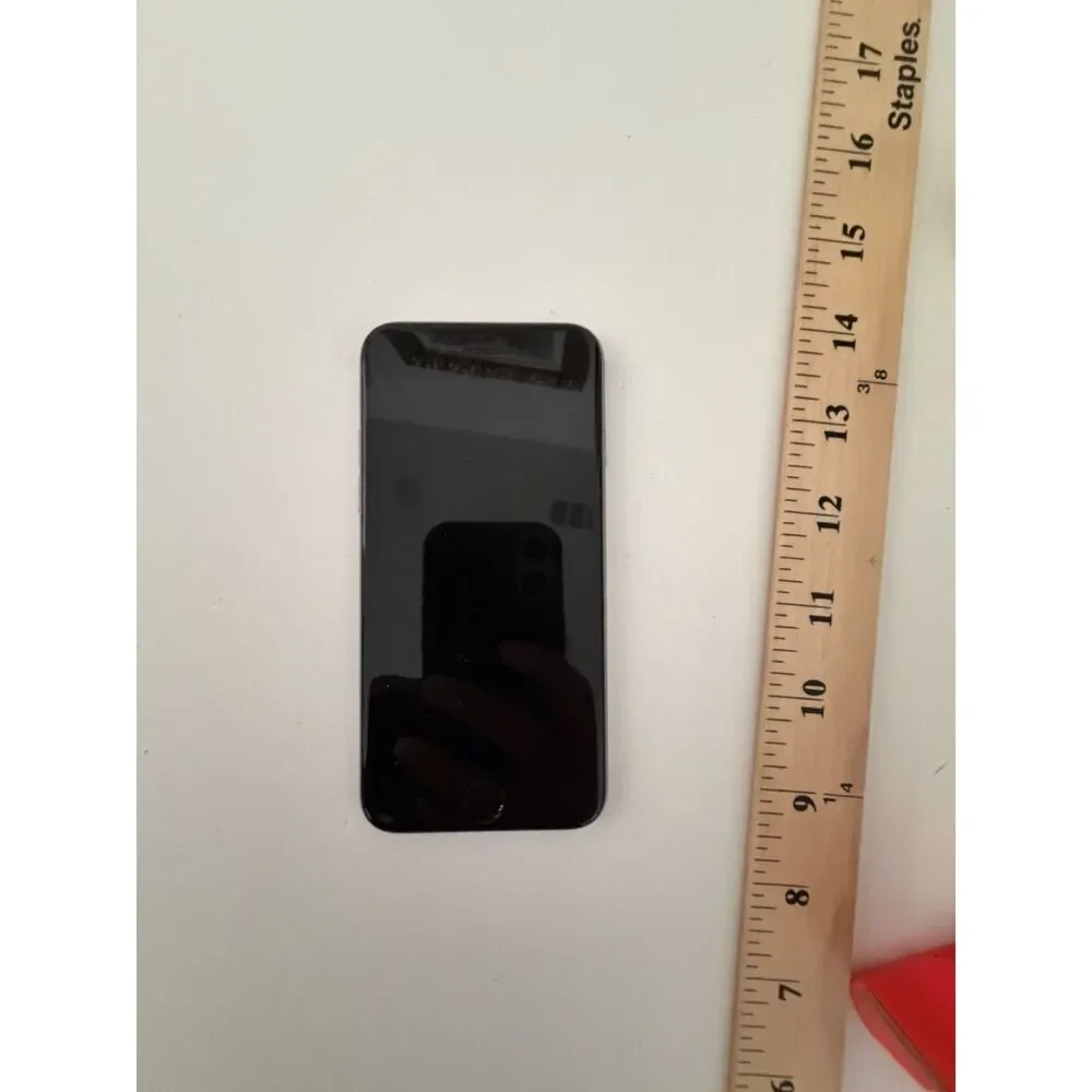 apple iphone 6 plus 16 GB space gray Model A1524 for parts or repair